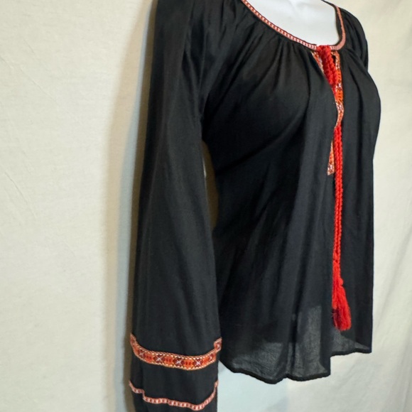 A-64 H&M Black‎ & Orange Embroidered Long Sleeve Pullover Blouse Size 6 - Picture 7 of 14
